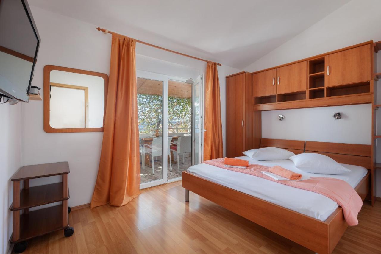 Apartments By The Sea Igrane, Makarska - 310 エクステリア 写真