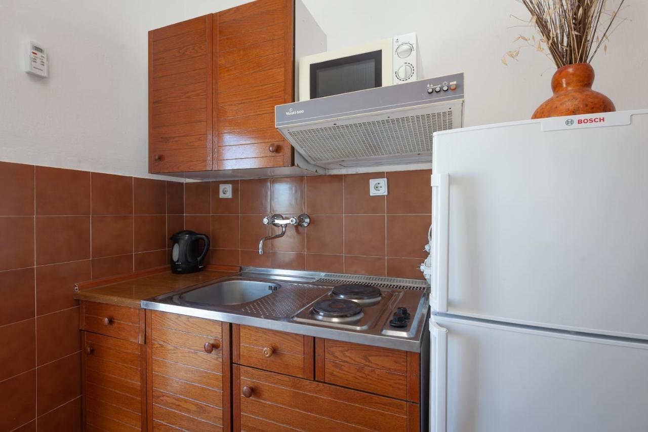 Apartments By The Sea Igrane, Makarska - 310 エクステリア 写真