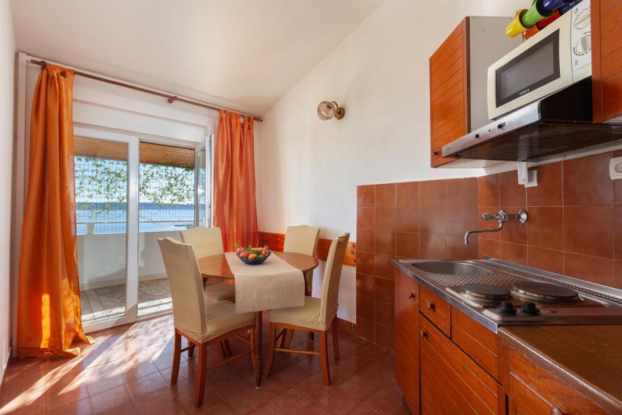Apartments By The Sea Igrane, Makarska - 310 エクステリア 写真