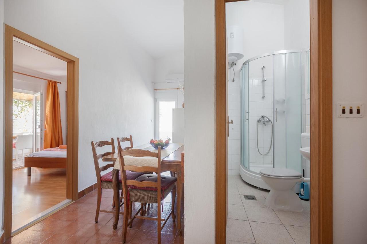 Apartments By The Sea Igrane, Makarska - 310 エクステリア 写真