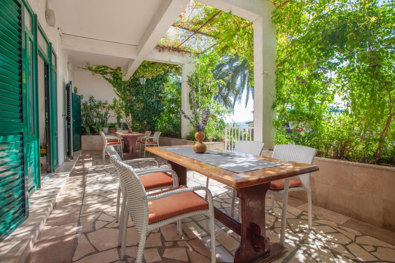 Apartments By The Sea Igrane, Makarska - 310 エクステリア 写真